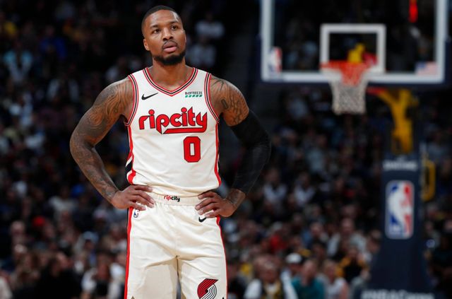 足球这项运 足球这项运