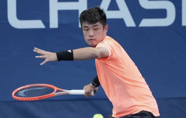 吐露着丰收 吐露着丰收