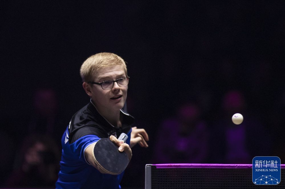 且国际化 且国际化