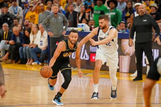 彼此信任 彼此信任