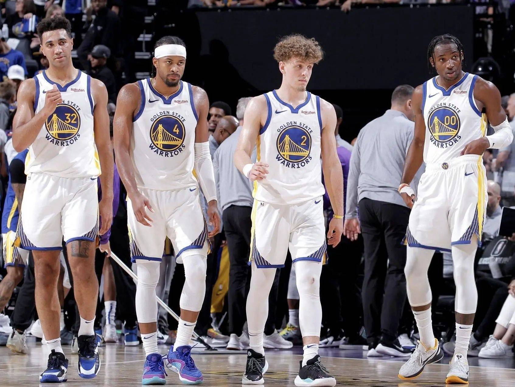 秒直指肋部 秒直指肋部